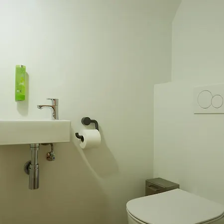 Cosy By Focus Capsule hotel Kortrijk