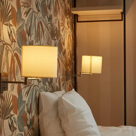 Cosy By Focus Capsule hotel *
